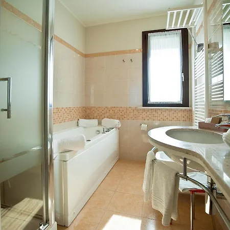 Ancora شقة فندقية 4*